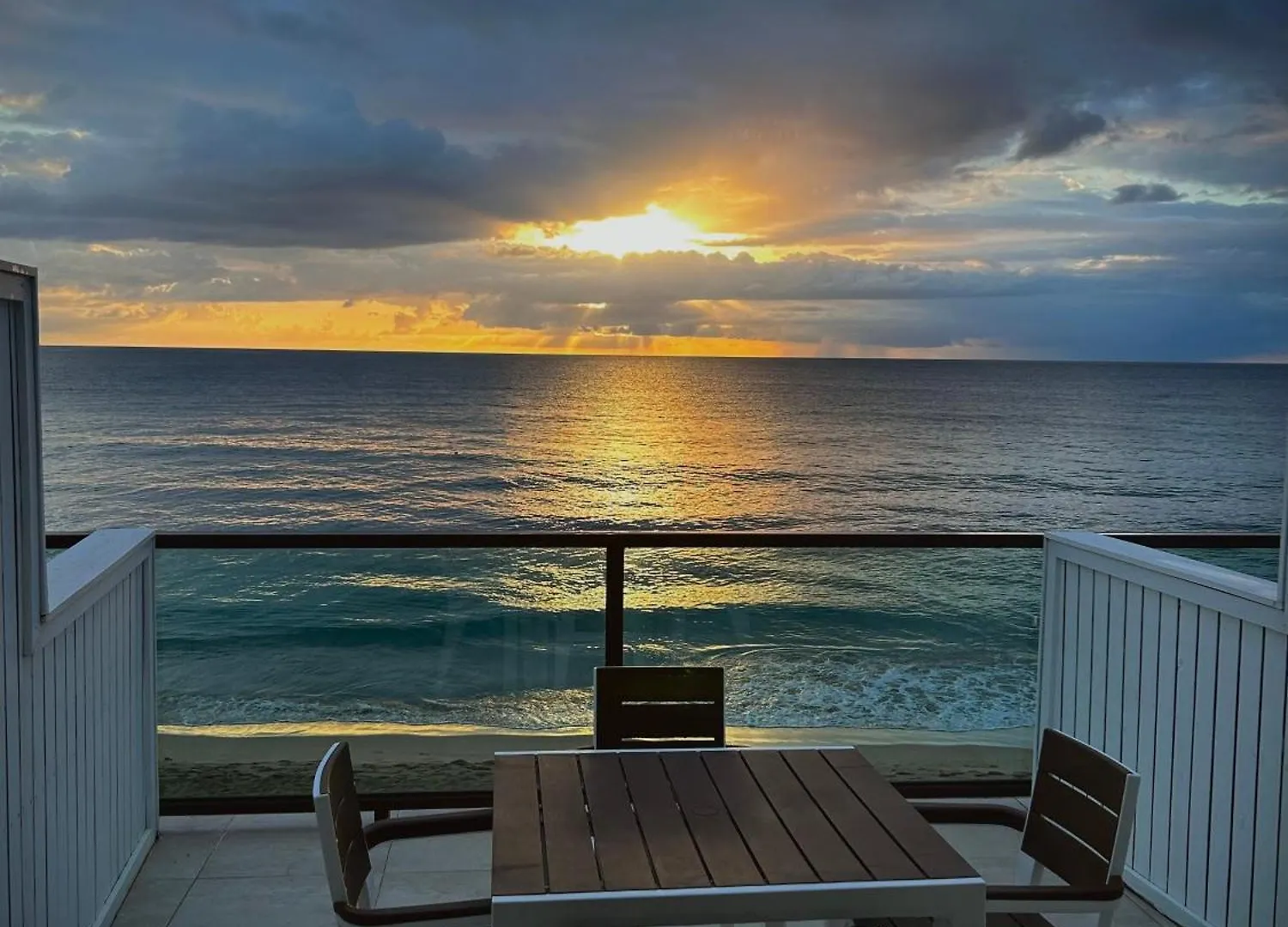 1 Corcega Beachfront Suites Rincón 0*,  Puerto Rico