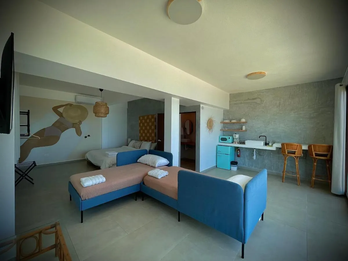 1 Corcega Beachfront Suites رينكون بيت ضيافة