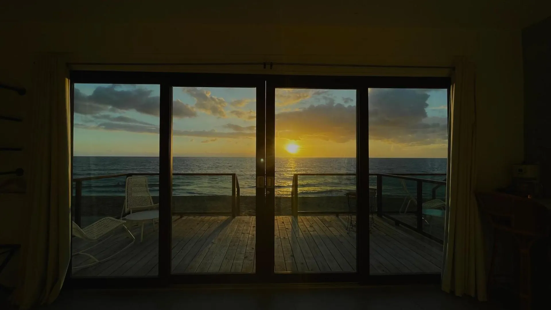 بيت ضيافة 1 Corcega Beachfront Suites رينكون