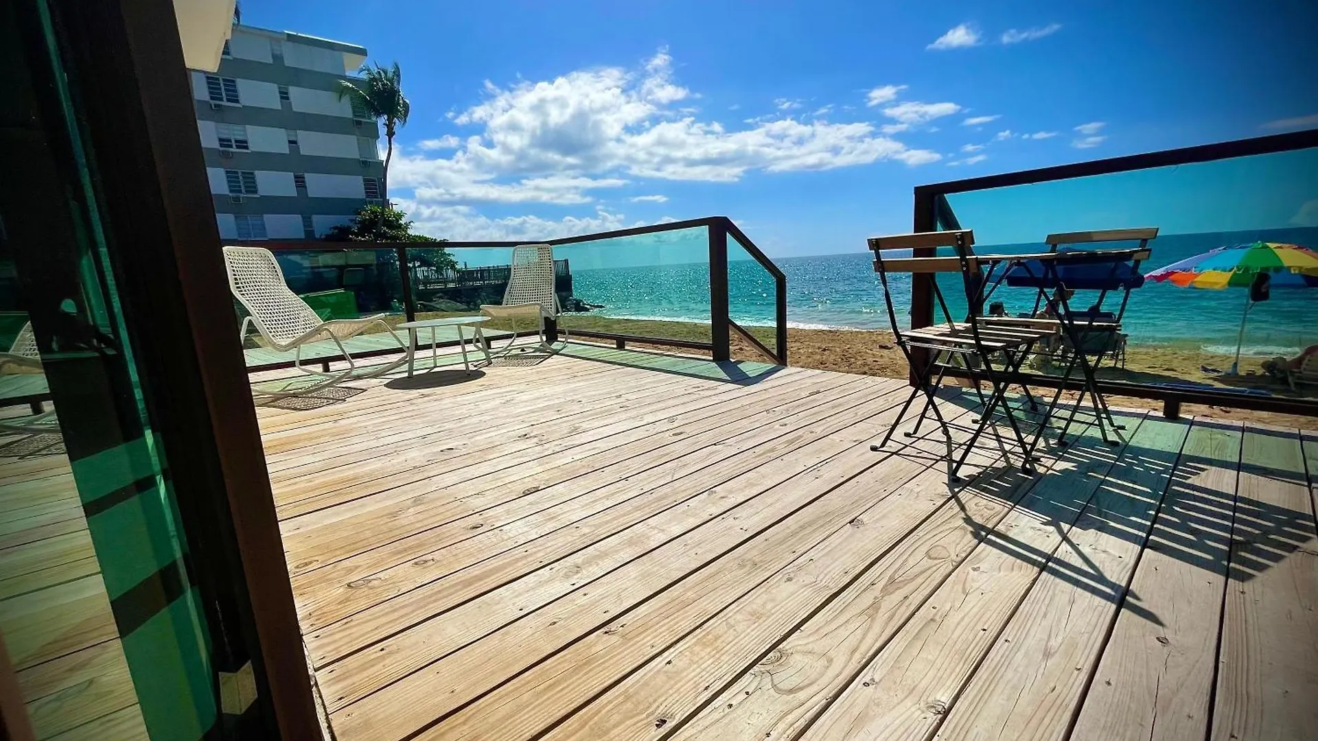 1 Corcega Beachfront Suites رينكون بورتوريكو