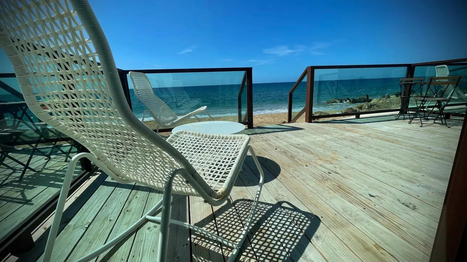 بيت ضيافة 1 Corcega Beachfront Suites رينكون بورتوريكو