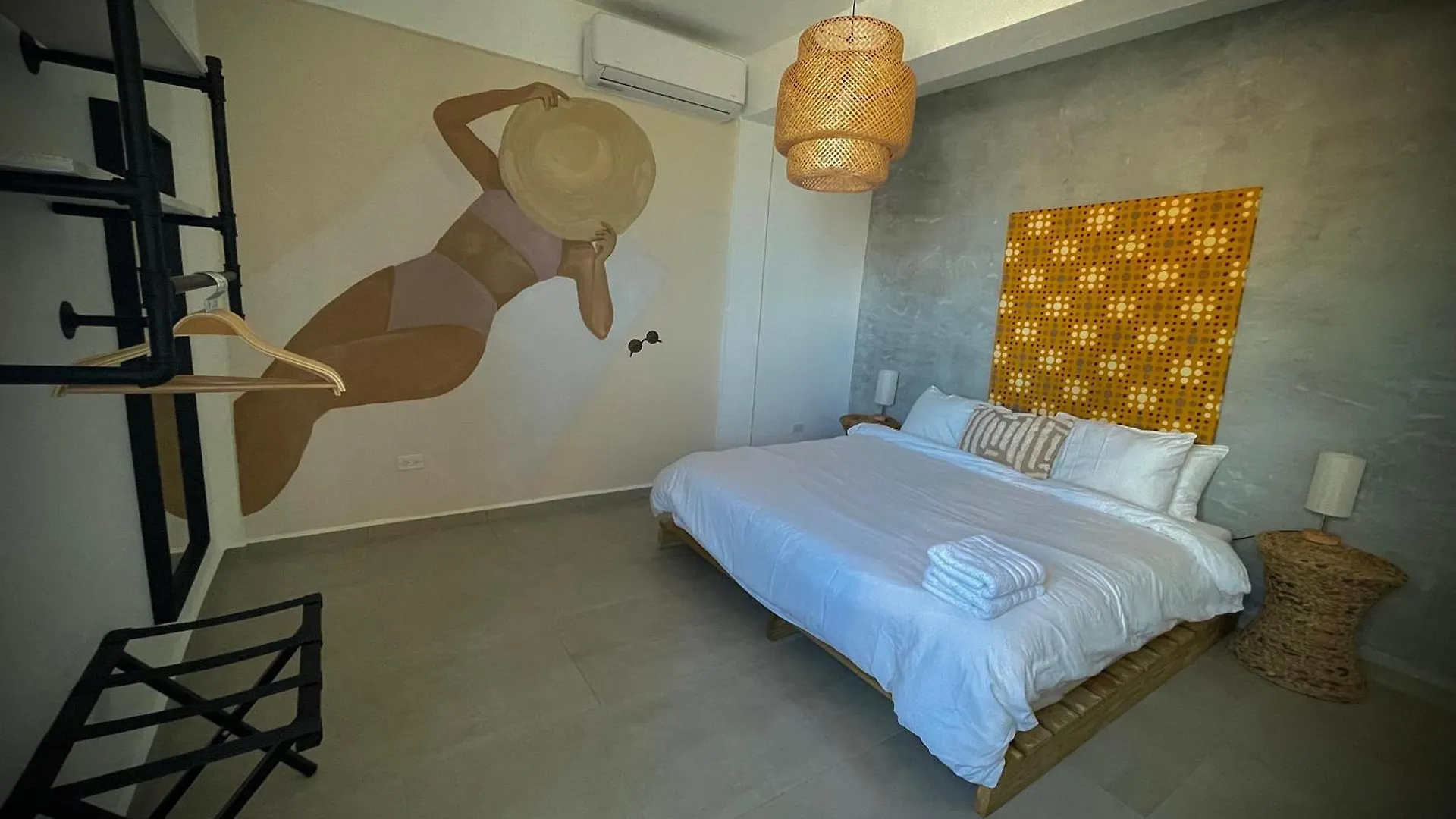 1 Corcega Beachfront Suites رينكون 0*,  بورتوريكو